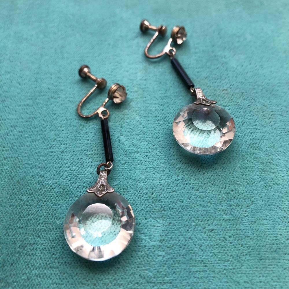 Make me an offer! Vintage Screw Clip-on Earrings